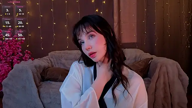 Snapshot of KiraYukimura chatting on 02.06.26 KiraYukimura online show from 02.06.26