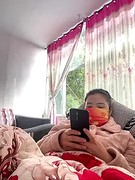 Faded pink online show from 01.16.26