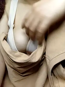 Merrylinh online show from 02.13.26