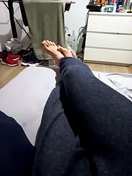 Snapshot of Henrytsuzuki chatting on 01.07.26 Henrytsuzuki online show from 01.07.26