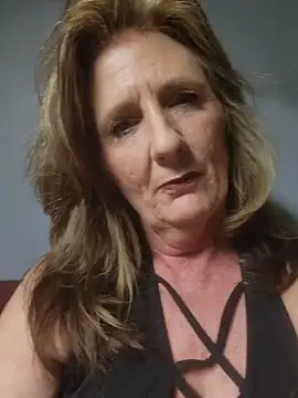 HotAzMilf online show from 02.14.26