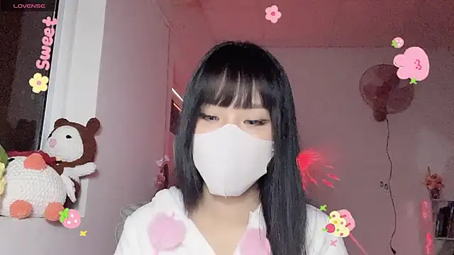 Snapshot of Tieu-May chatting on 06.09.26 Tieu-May online show from 06.09.26