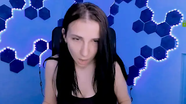 Snapshot of sweetie_chloe_ chatting on 04.03.26 sweetie chloe online show from 04.03.26