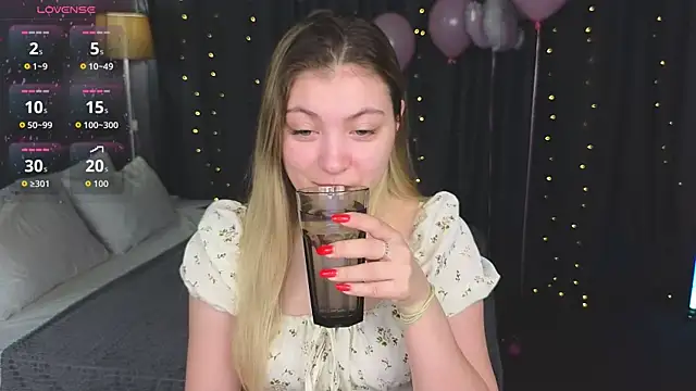 Angel  Grace online show from 04.04.26