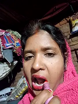 Snapshot of Horny-Rashi chatting on 02.10.26 Horny-Rashi online show from 02.10.26