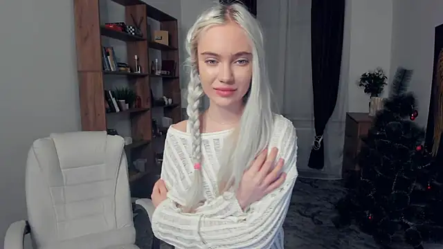 KristalCrowner online show from 01.18.26