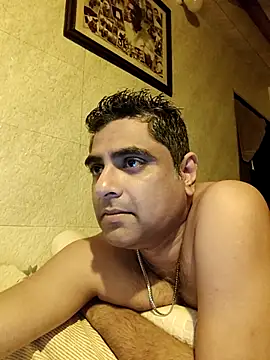 hardnhornybull online show from 04.09.26