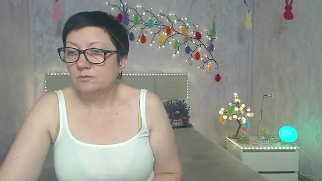 EmilyL0ve online show from 04.02.26