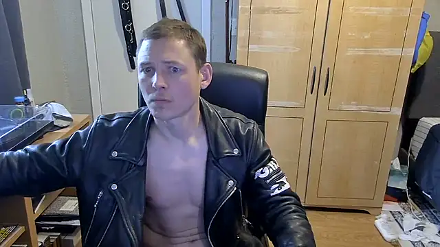 Snapshot of AurinSky chatting on 06.09.26 AurinSky online show from 06.09.26