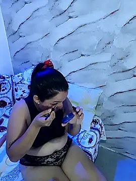 zaraluxx1 online show from 01.17.26