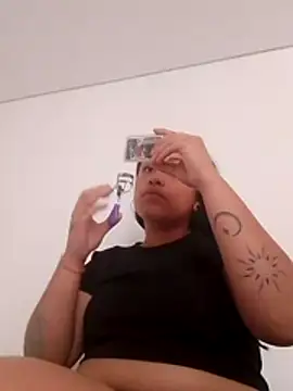 Luli2401 online show from 01.05.26