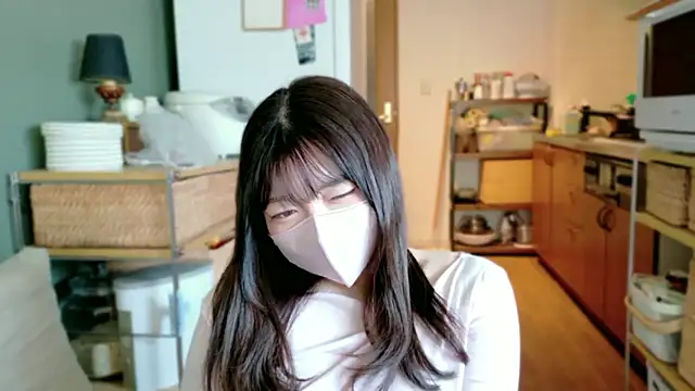 Snapshot of __Yui_ chatting on 02.10.26 Yui online show from 02.10.26