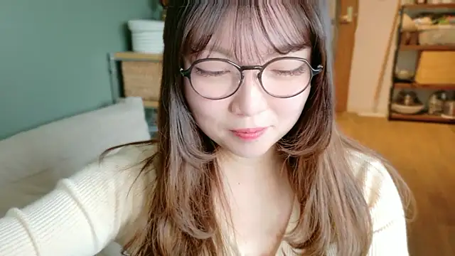 Snapshot of __Yui_ chatting on 03.02.26 Yui online show from 03.02.26