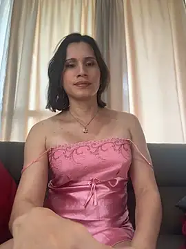 Snapshot of milablossom01 chatting on 07.18.26 milablossom01 online show from 07.18.26
