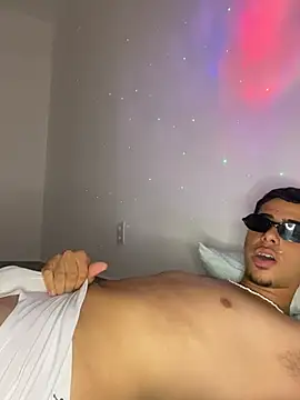 lzinho9153 online show from 01.12.26