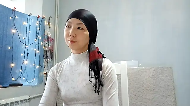 VuiCutie online show from 01.08.26