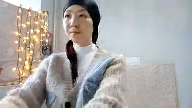 VuiCutie online show from 01.12.26