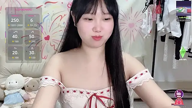 Snapshot of xiaoguai99 chatting on 06.15.26 xiaoguai99 online show from 06.15.26