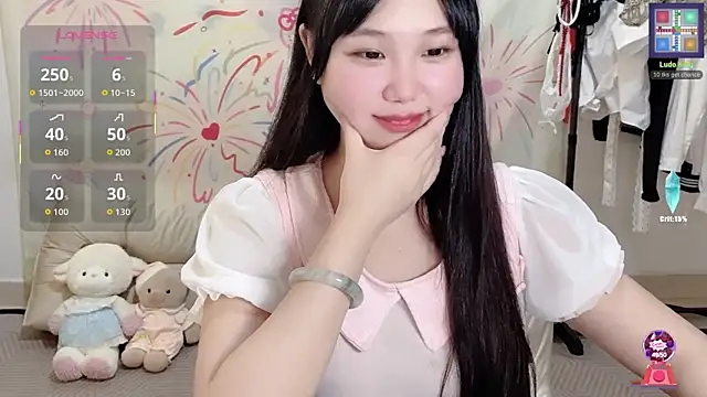 xiaoguai99 online show from 06.27.26
