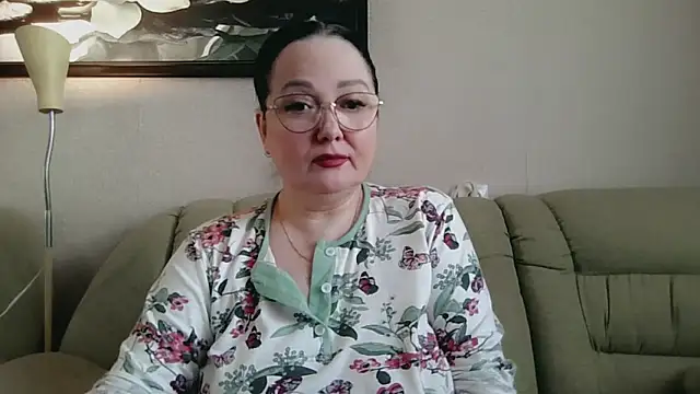 infinity loveliness online show from 04.15.26