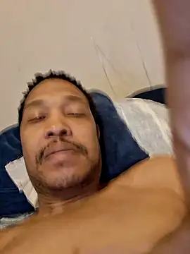 Snapshot of moneyboi1988 chatting on 02.06.26 moneyboi1988 online show from 02.06.26