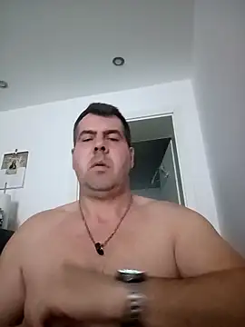 Snapshot of GrowledTyndale chatting on 03.31.26 GrowledTyndale online show from 03.31.26