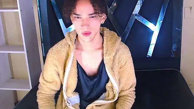 Snapshot of sora_jun chatting on 01.08.26 sora jun online show from 01.08.26