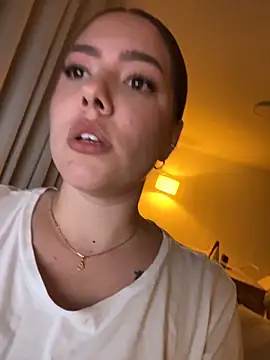 Just Sophie  online show from 01.06.26