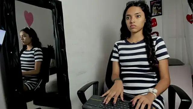 hazel slim online show from 02.24.26