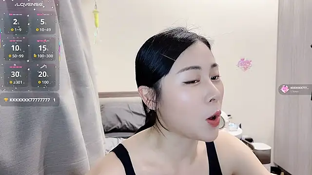 Snapshot of BabyOneDaily chatting on 08.08.26 BabyOneDaily online show from 08.08.26