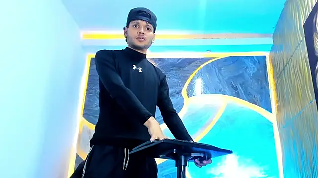 Lucas hot 20 online show from 02.12.26