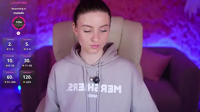 AlexaFleur online show from 04.06.26