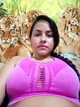 Snapshot of Maliha_21 chatting on 06.22.26 Maliha 21 online show from 06.22.26