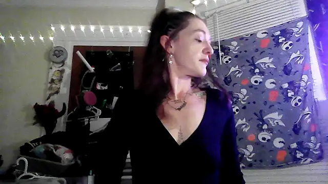 Snapshot of SultryEroticSlut chatting on 02.18.26 SultryEroticSlut online show from 02.18.26