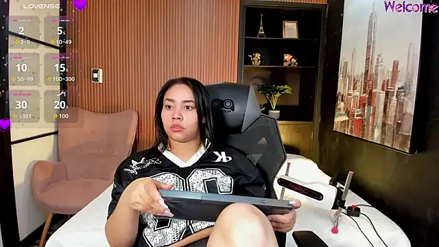 ThaliaBrookss  online show from 02.27.26