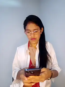 Elizabeth manzon online show from 04.05.26