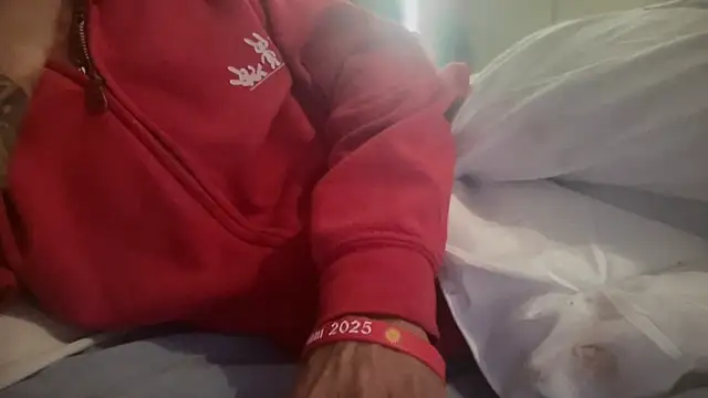 Snapshot of JSYMON chatting on 02.15.26 JSYMON online show from 02.15.26