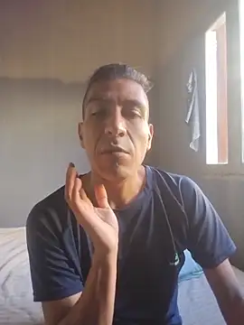 Snapshot of Rodrigohernan19 chatting on 04.10.26 Rodrigohernan19 online show from 04.10.26