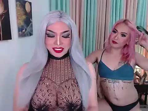 QueensOfcum online show from 01.16.26