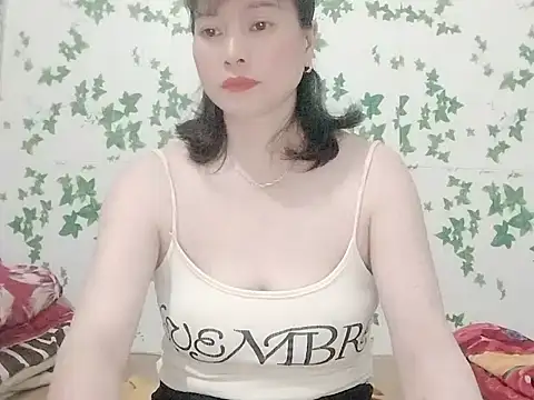 Snapshot of Sophie_sexy7 chatting on 03.05.26 Sophie sexy7 online show from 03.05.26