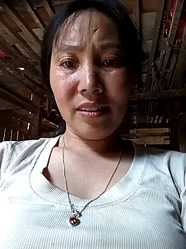 Snapshot of vesla-2k chatting on 04.08.26 vesla-2k online show from 04.08.26