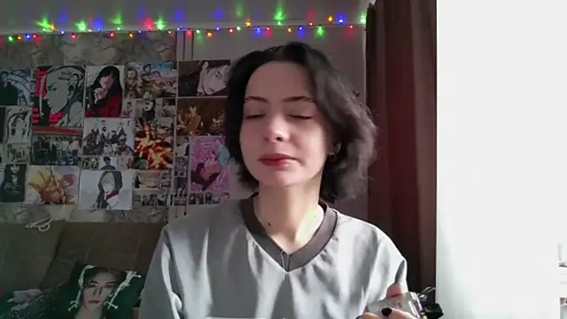 Snapshot of LxayBloom chatting on 01.19.26 LxayBloom online show from 01.19.26