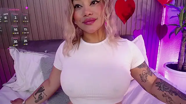 Snapshot of IndieMiller chatting on 02.17.26 IndieMiller online show from 02.17.26