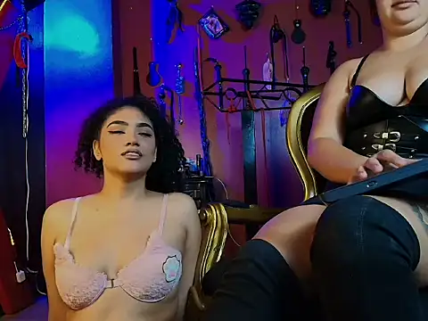 Snapshot of miss_n_submissive chatting on 01.15.26 miss n submissive online show from 01.15.26