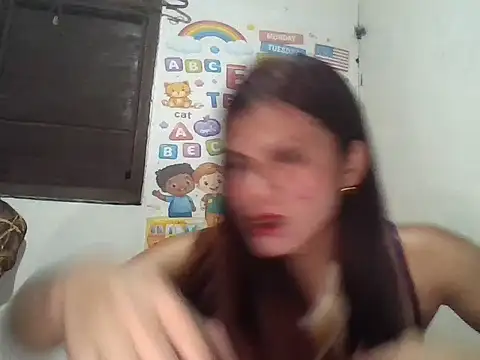 HugeNipsRosalinda online show from 04.26.26