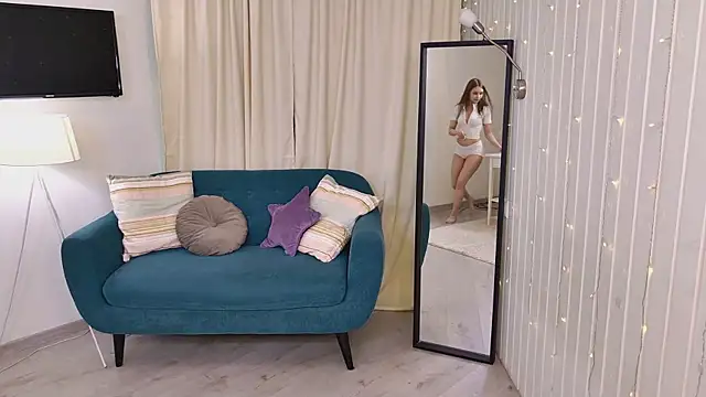 sheilaa pink online show from 04.08.26