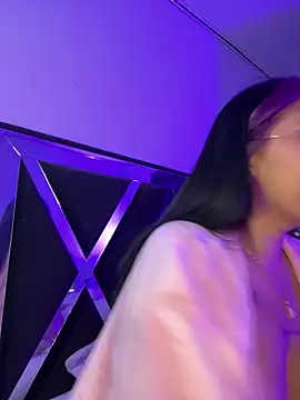 Snapshot of queen_of_you_heart chatting on 02.26.26 queen of you heart online show from 02.26.26