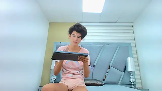 Atenea sexxx online show from 04.01.26