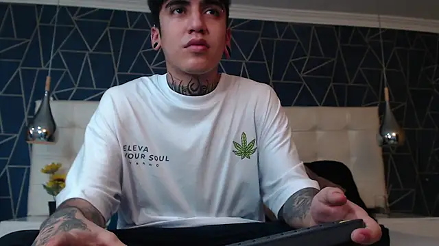 MarkOlsenn online show from 01.10.26