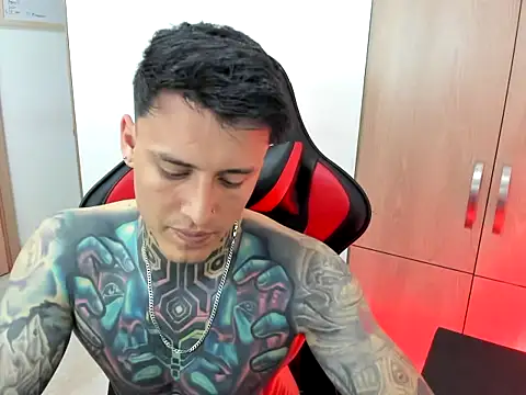 Chrissblack online show from 02.16.26